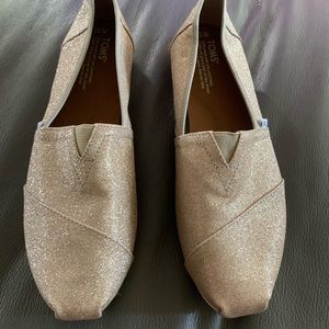 Tom’s Women’s shoes